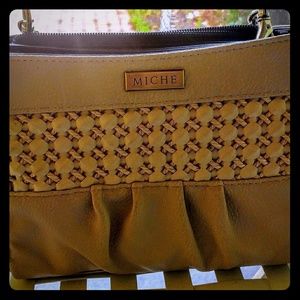 Miche petite bag shell,  "Carolyn " pulls on